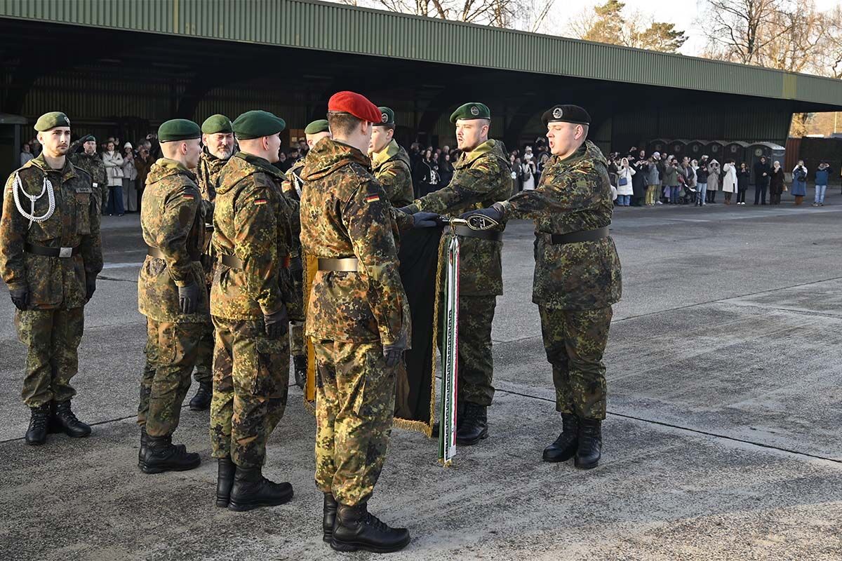 Die Eidesformel wird ausgesprochen