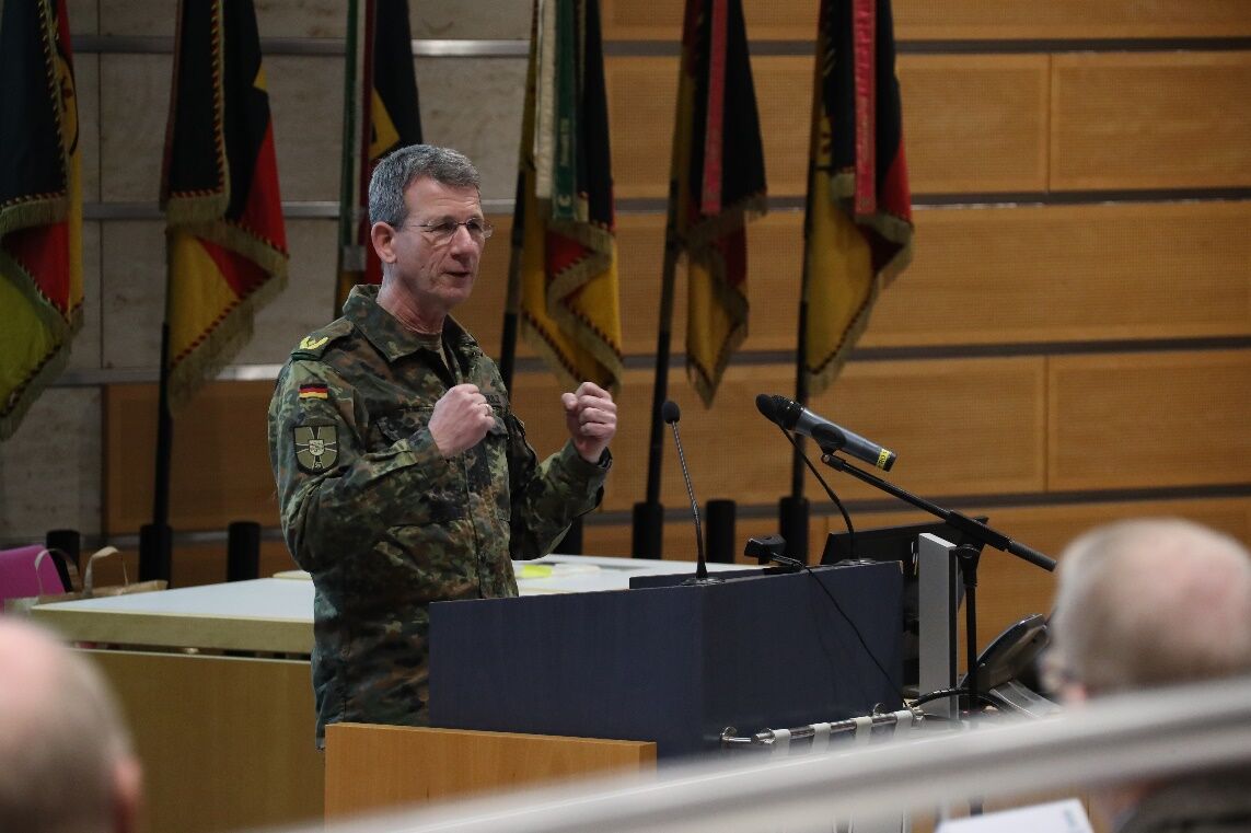 Kommandeur Panzertruppenschule, Brigadegeneral Schulz